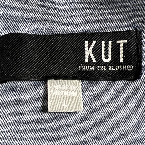 👖💙🥣🌀Kut Distressed Denim Jacket - Picture 9 of 11